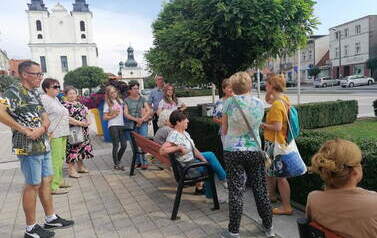 Zaczynamy spacer, tradycyjnie na Rynku. Fot. I. Hernet