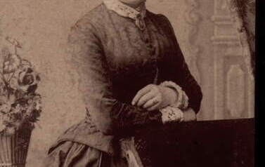Ok. 1896 r. Waleria Fink z d. Derdzikowska. Z archiwum rodziny Majewskich 
