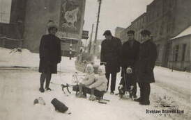 Ulica Poznańska, lata 60-te XX w. Z archiwum Zbigniewa Prusaka 