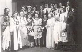 Bal kostiumowy 18 II 1947 r. Z archiwum Anny Jędrzejewskiej 