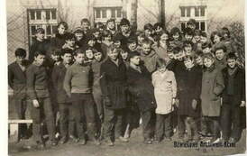 kl. 8 a, wych.St.Pilarska, 1965 r. Z archiwum Stanisława Pilarskiego 