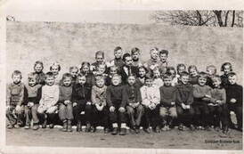 Kl. I a. Rok szkolny 1957/58. Wychowawca Andrzej Krzysztofiak. Z archiwum Floriana Wojteckiego 