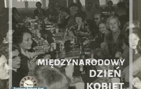 Dzień kobiet w Bydgoskich Fabrykach Mebli w Nakle. Z archiwum Ireny Borzych 