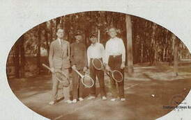 Tenisiści w Bydgoszczy, 1930 r. - z okresu nauki w gimnazjum. Z archiwum Wojciecha Niedźwiedzińskiego