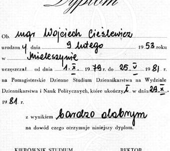 Dyplom ukończenia Dziennego Studium Dziennikarstwa na UW. Z archiwum Pawła Cieślewicza