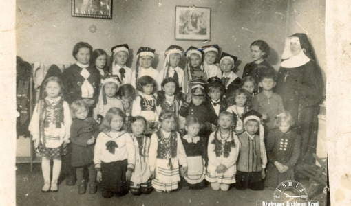 Ochronka w Kcyni, ok. 1935-36 r. Z archiwum Beaty Mrowińskiej 