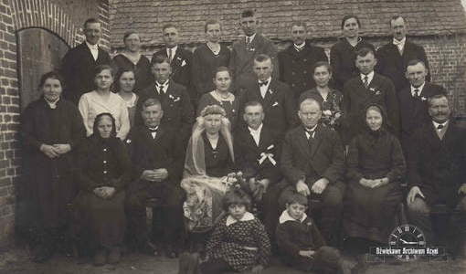 Mieczkowo_57, 18.02.1934 _A. Heinrich Neas 3 osoba w 3 rzędzie od prawej