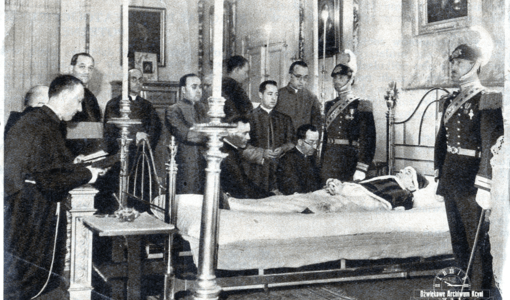 Papież Pius XI na łożu śmierci, 11.02.1939 r. (wycinek z gazety). Z archiwum rodziny Wierzbickich