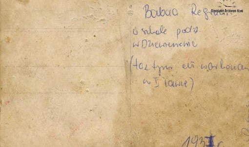 Szkoła podstawowa w Dziewierzewie - rewers zdjęcia. Z archiwum Małgorzaty Dobosz